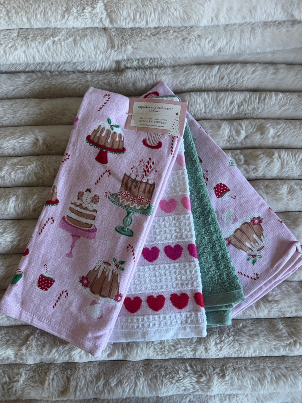Cupcakes & Cashmere Holiday Christmas Kitchen Towels Snowman ⛄️ NEW!